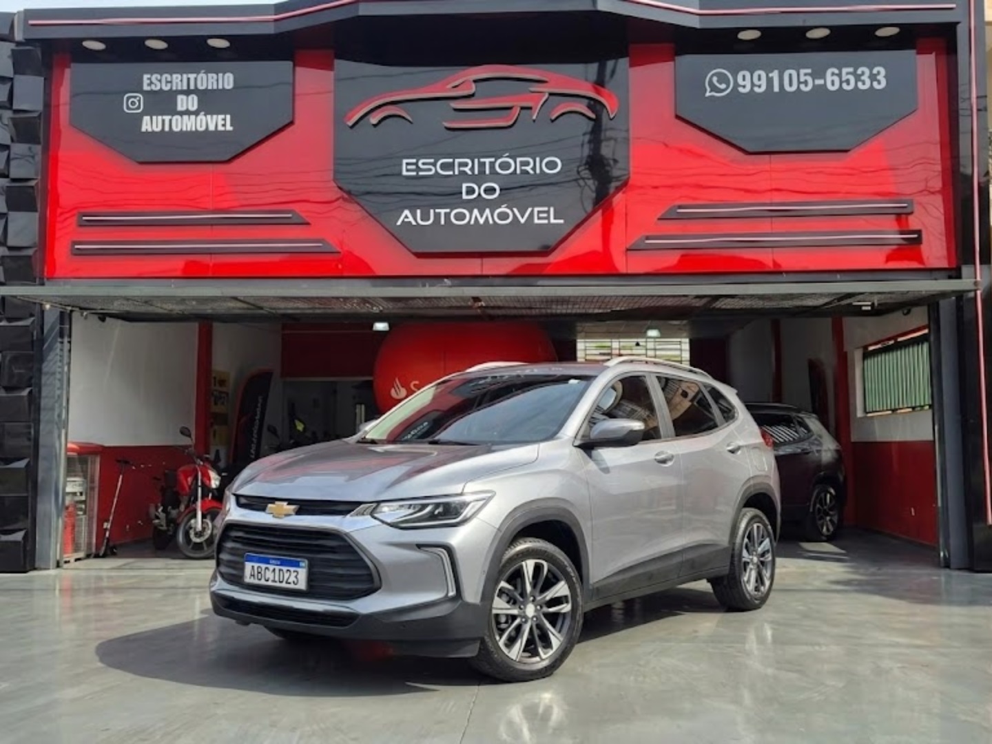 CHEVROLET TRACKER