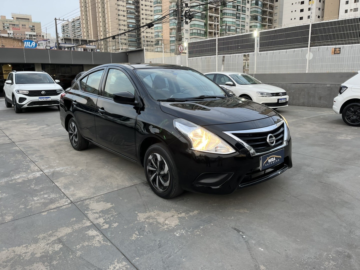 NISSAN VERSA