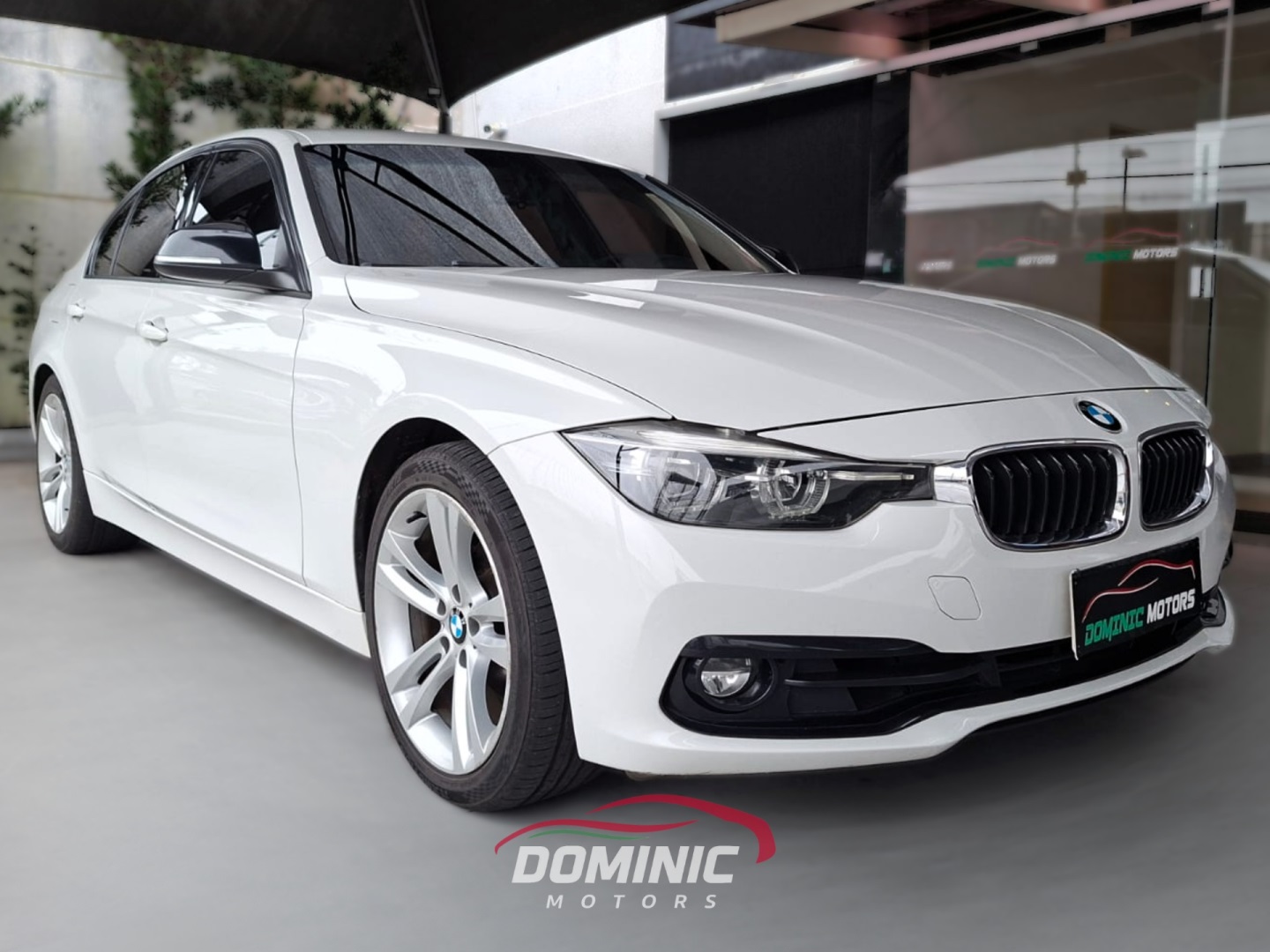 BMW 320i
