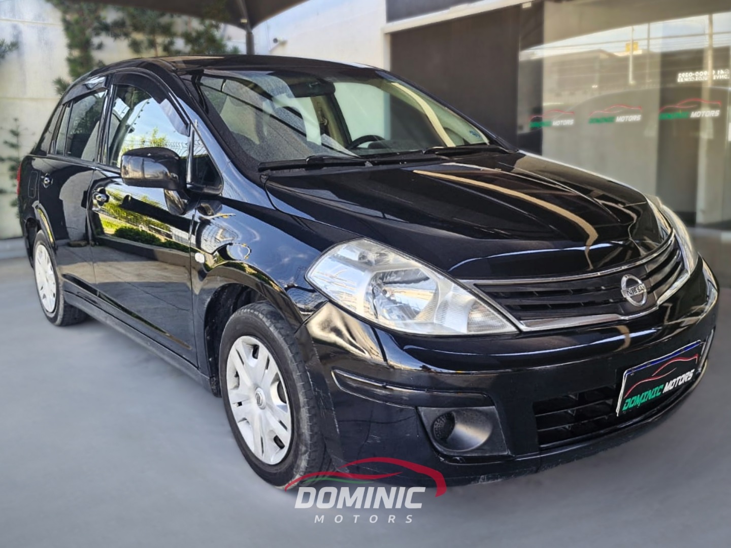 NISSAN TIIDA