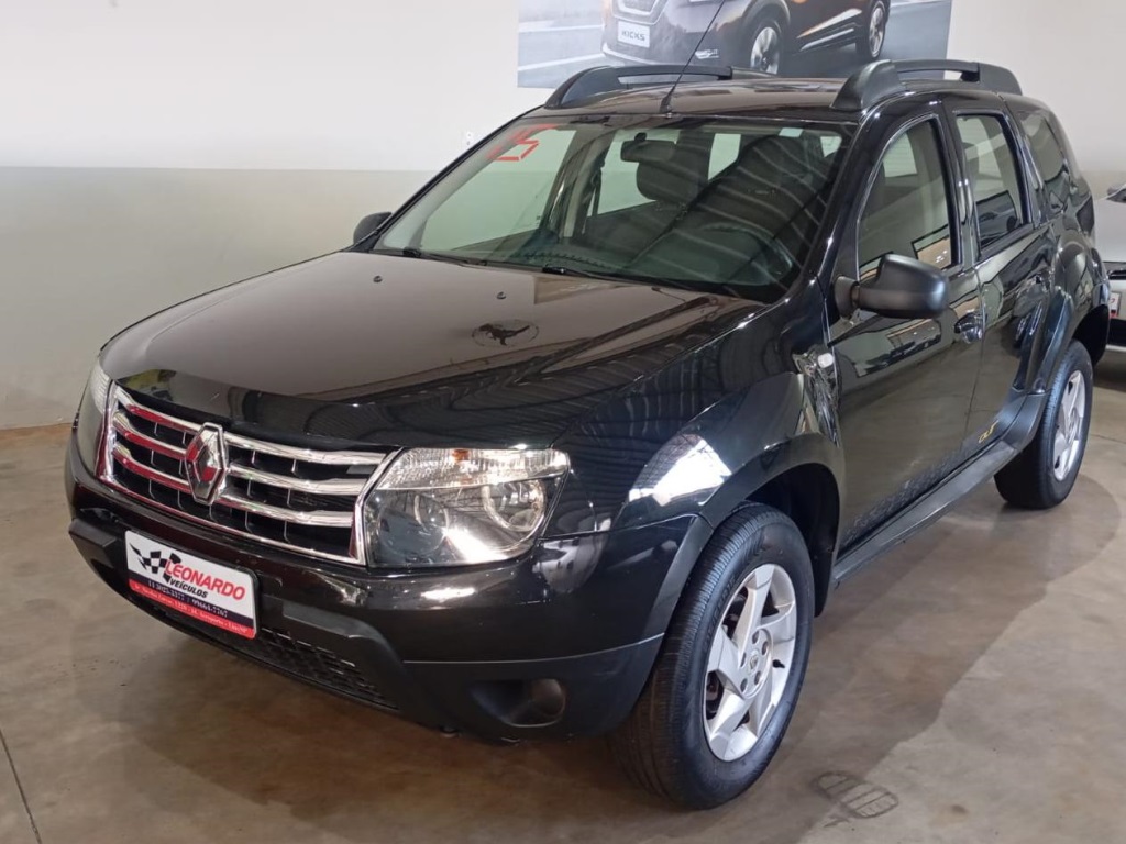 RENAULT DUSTER
