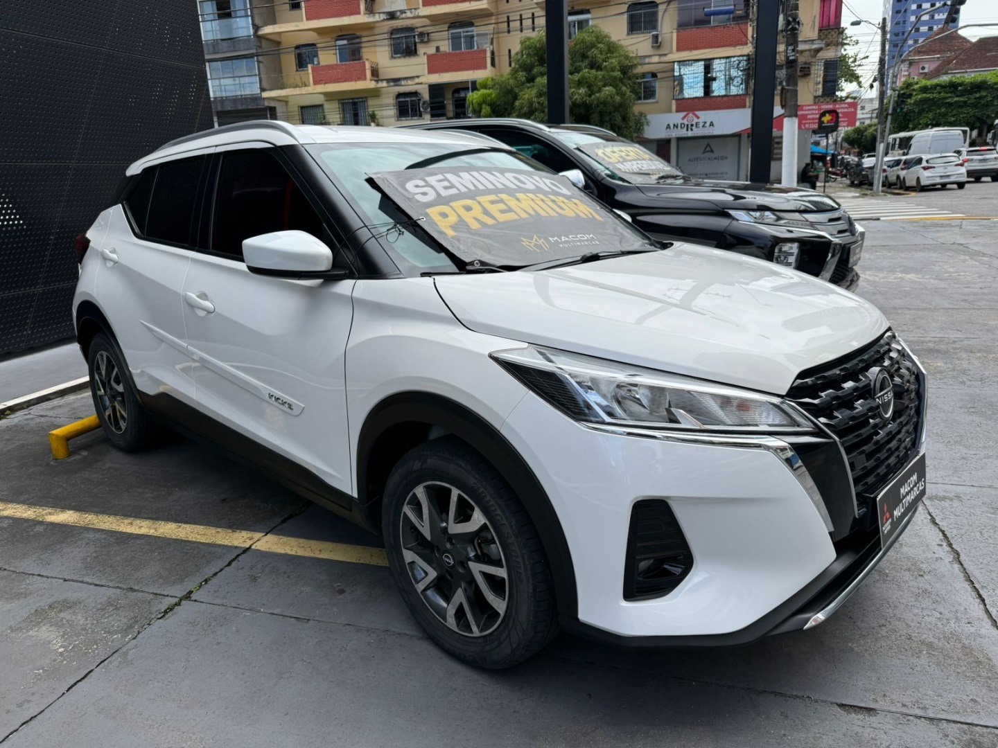 NISSAN KICKS