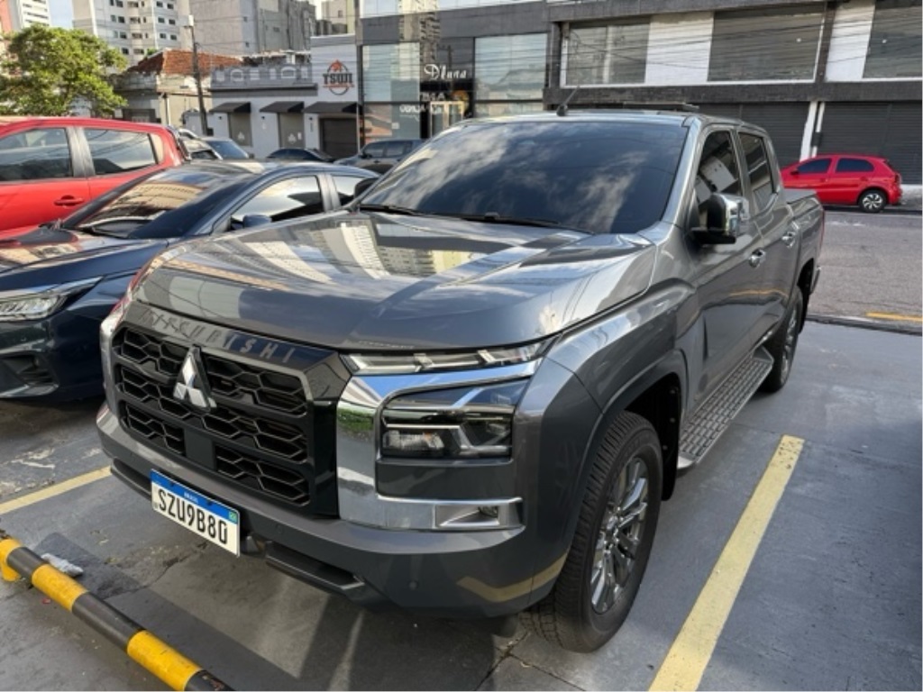 MITSUBISHI TRITON