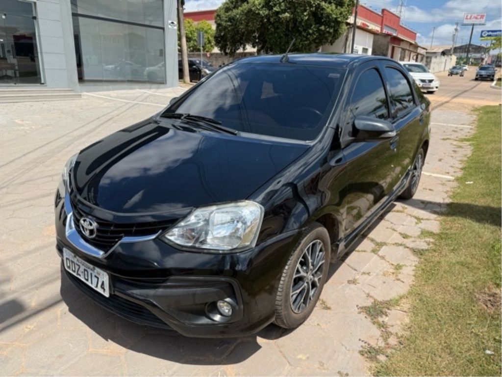 TOYOTA ETIOS