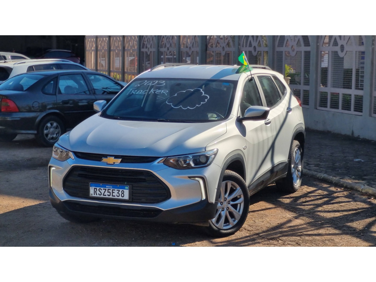 CHEVROLET TRACKER