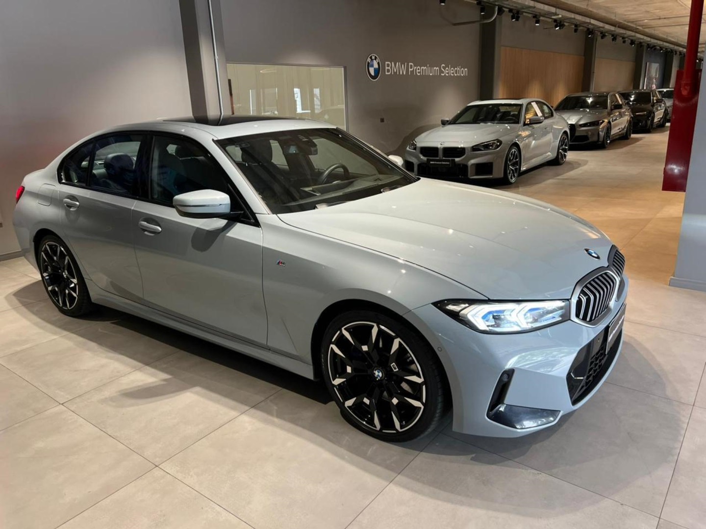 BMW 320i