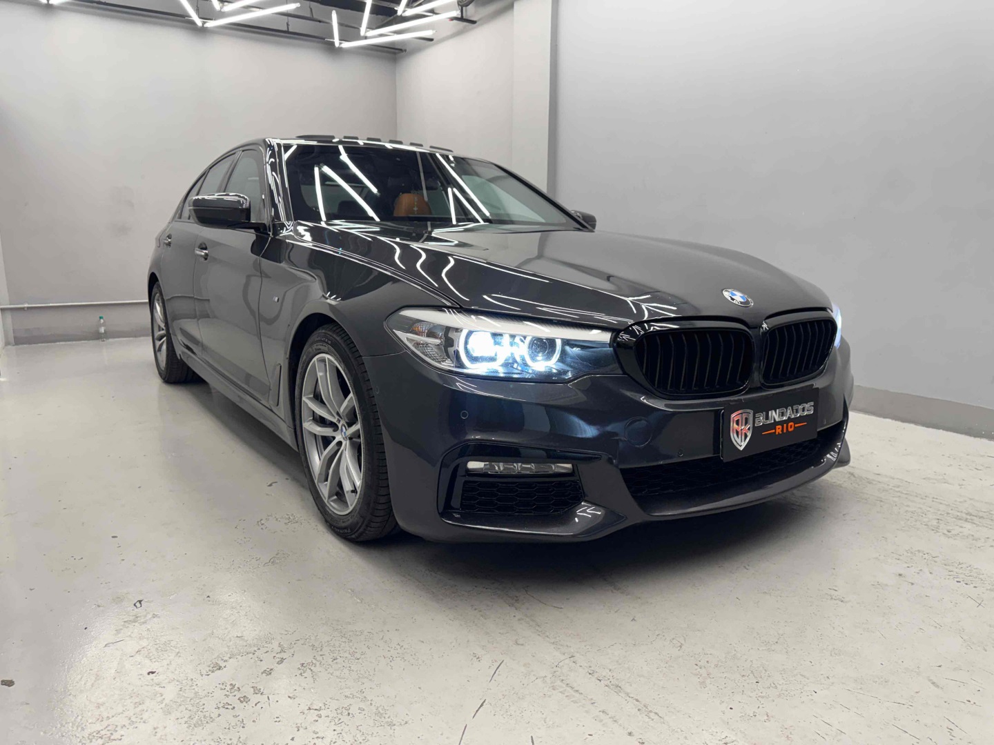 BMW 530i