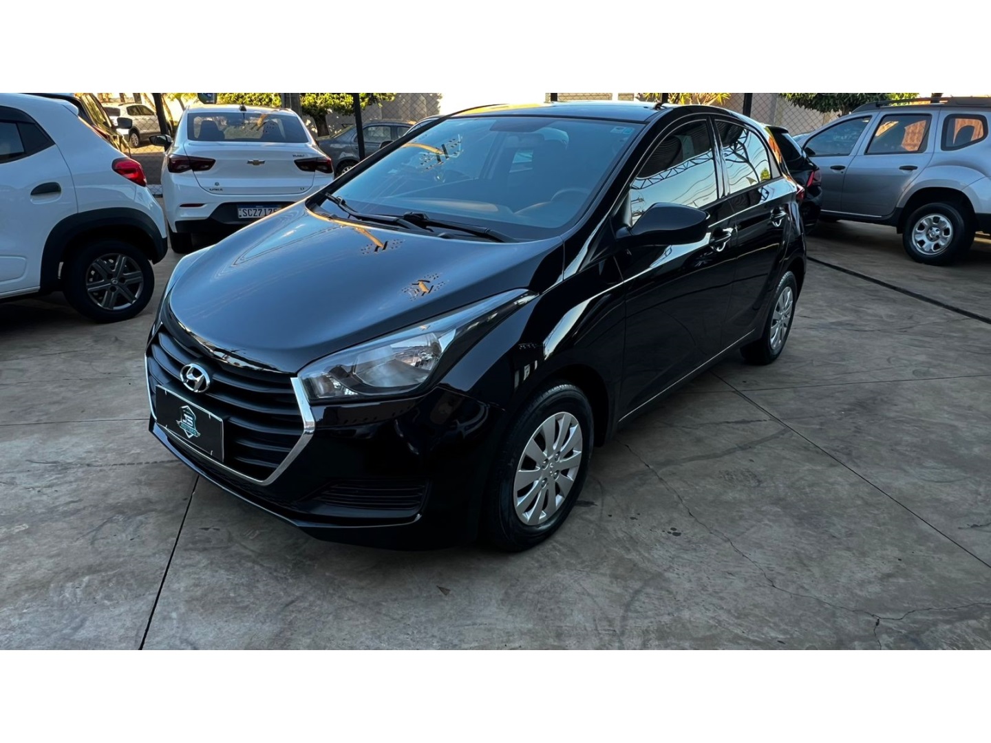 HYUNDAI HB20