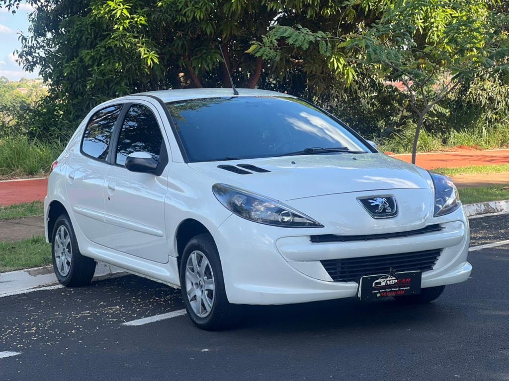 PEUGEOT 207