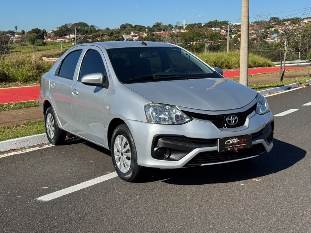 TOYOTA ETIOS