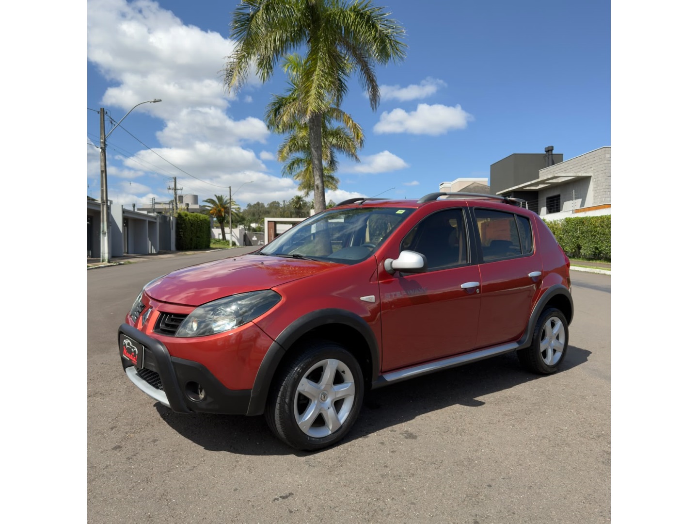 RENAULT SANDERO