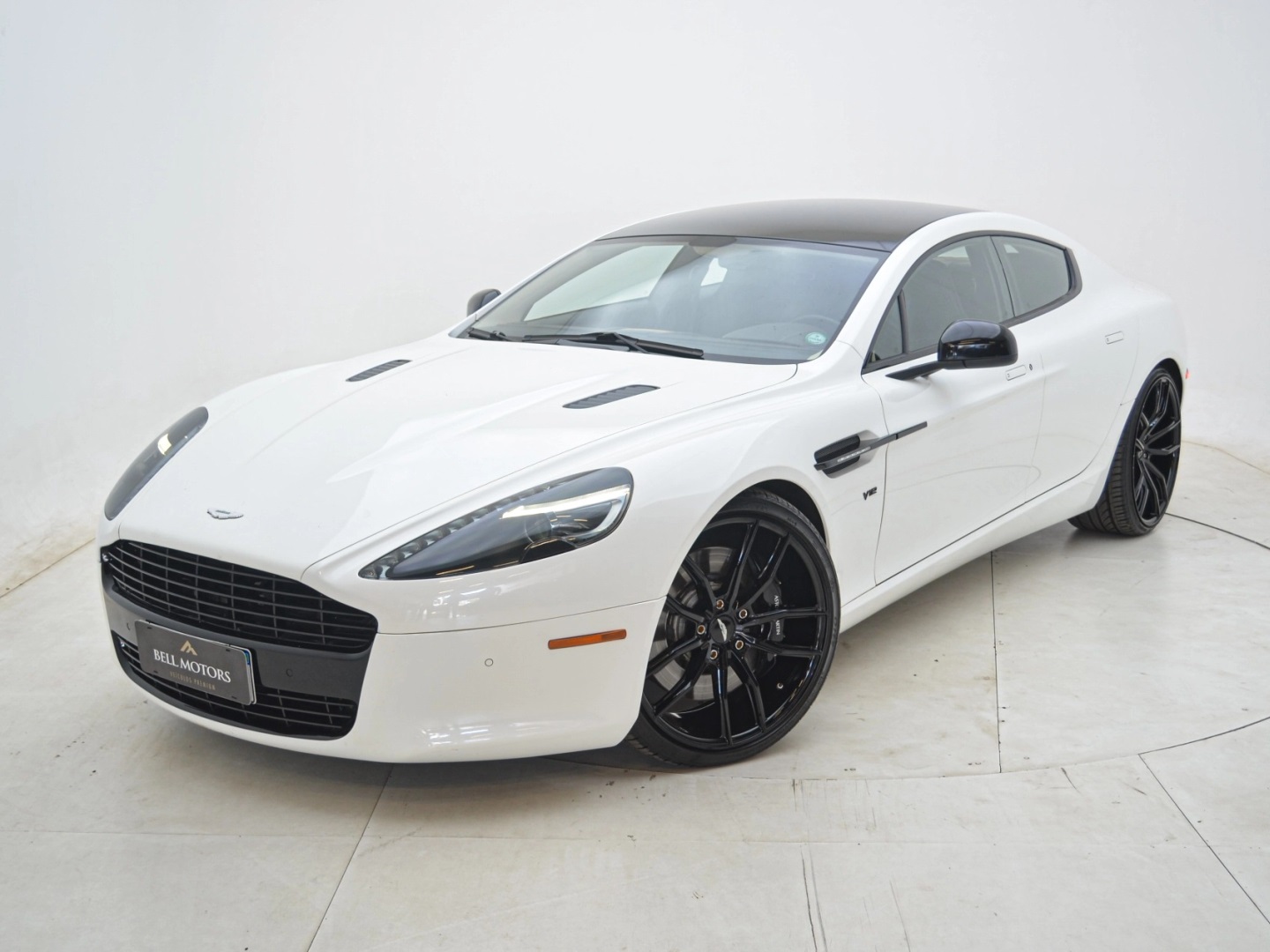 ASTON MARTIN RAPIDE