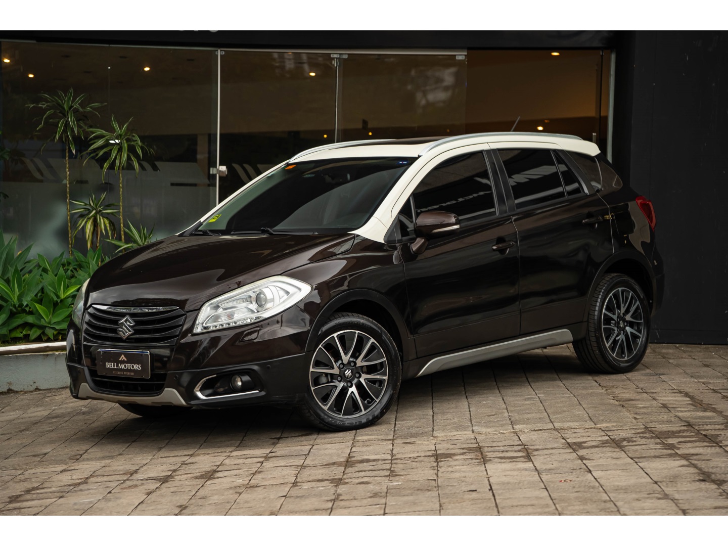 SUZUKI S-CROSS