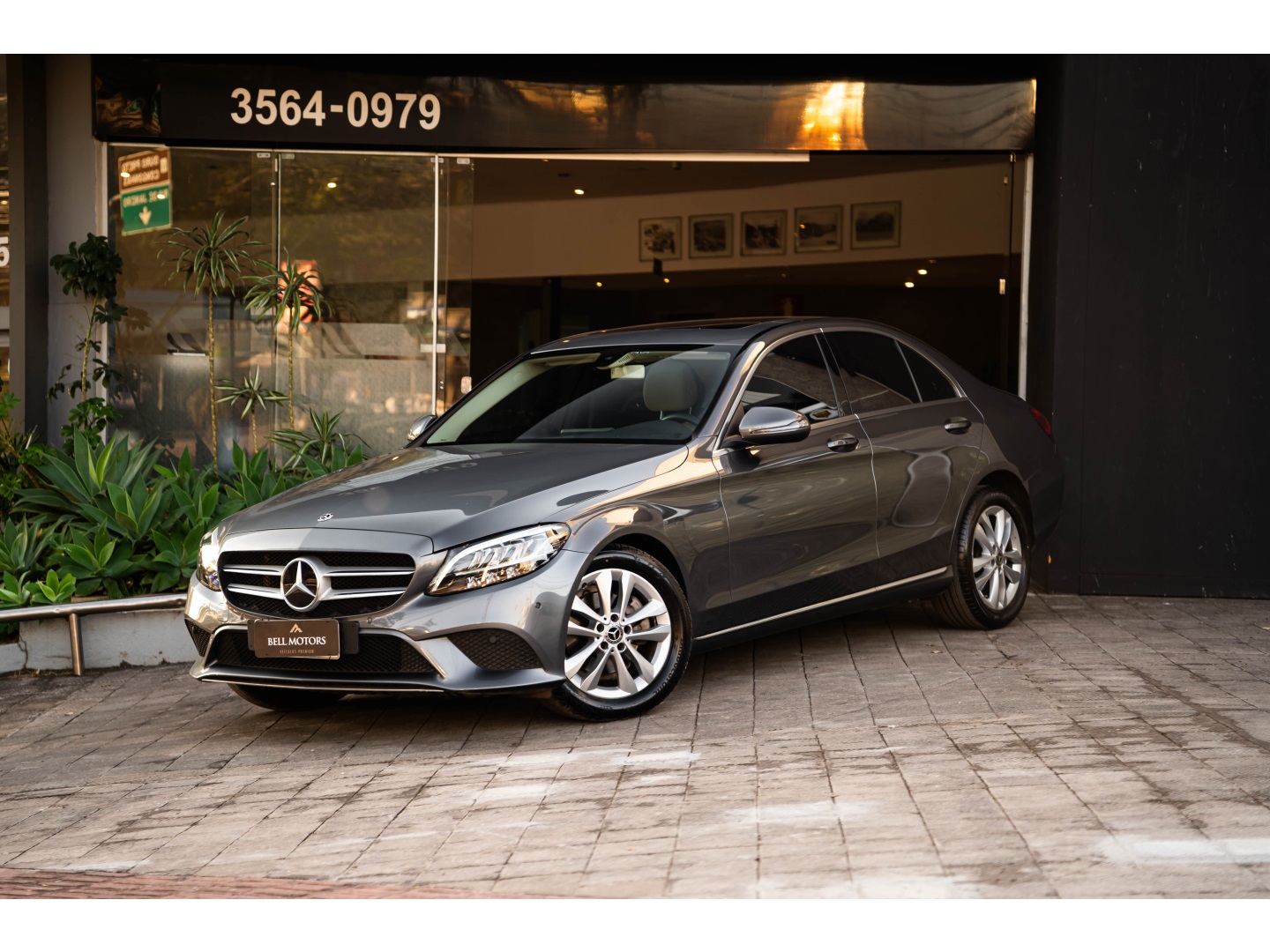 MERCEDES-BENZ C 200