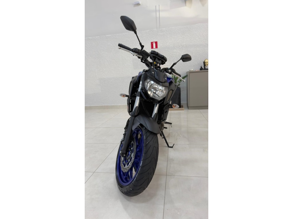 YAMAHA MT-07