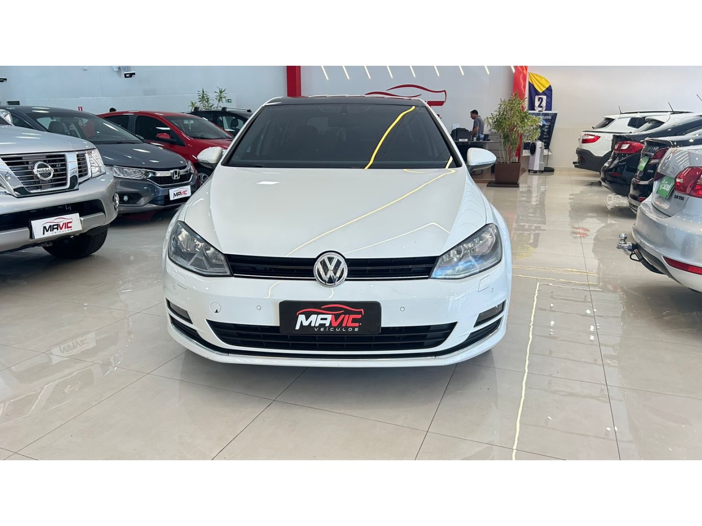 VOLKSWAGEN GOLF
