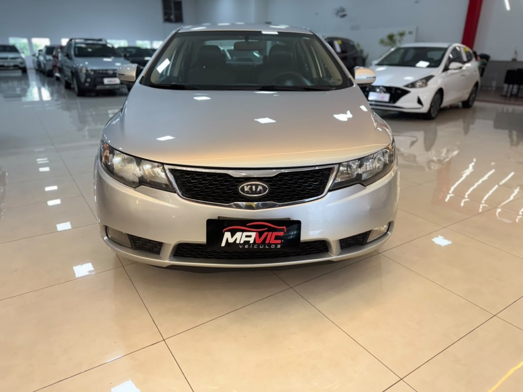 KIA CERATO