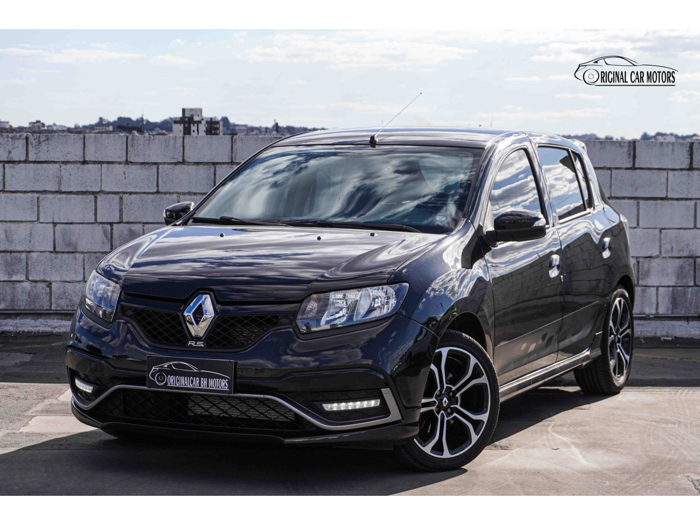 RENAULT SANDERO