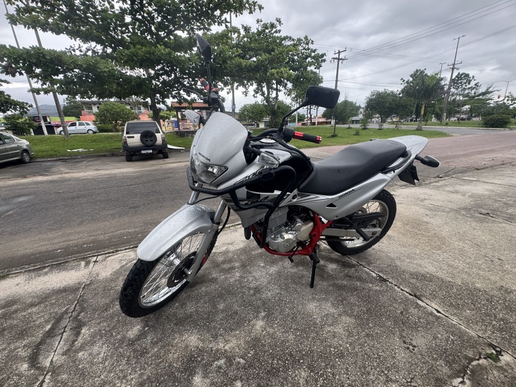 HONDA NX-4 FALCON 400