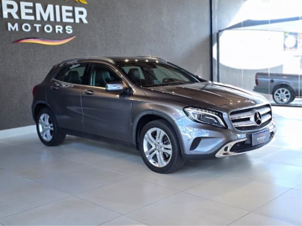 MERCEDES-BENZ GLA 250