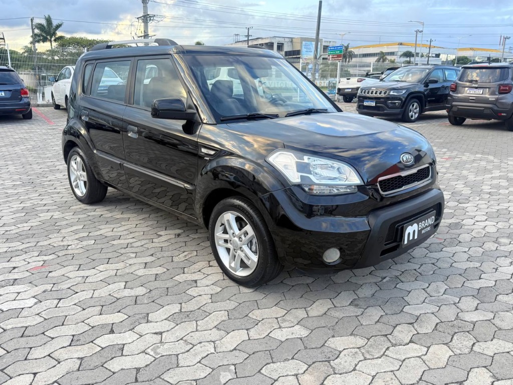 KIA SOUL
