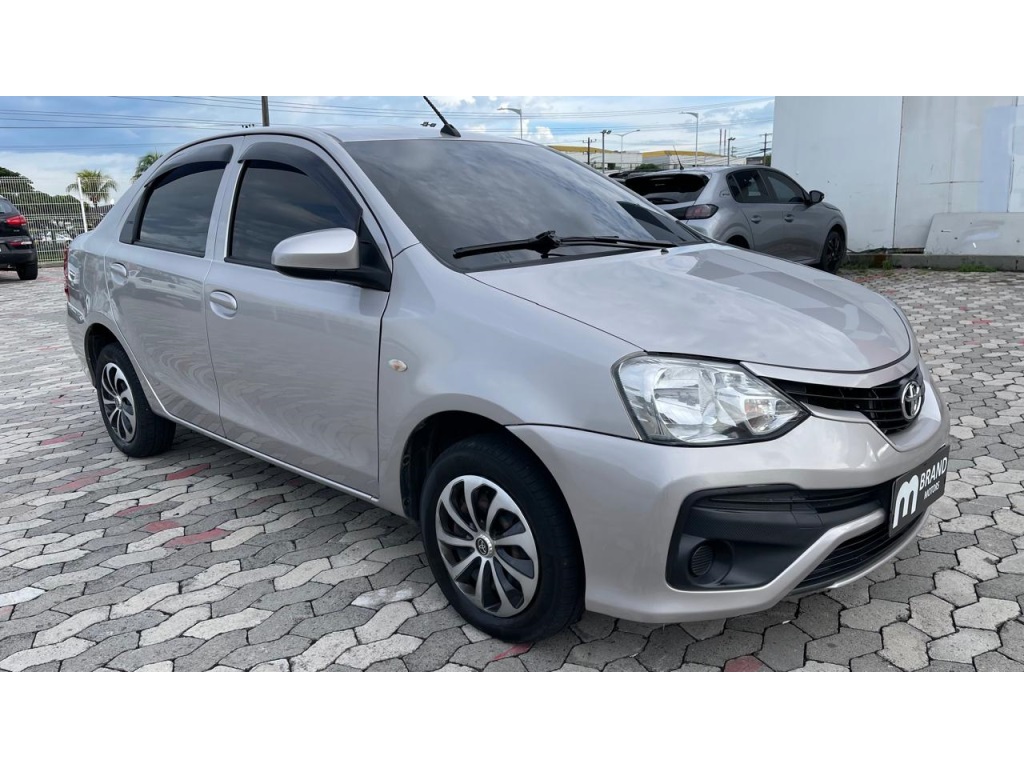 TOYOTA ETIOS