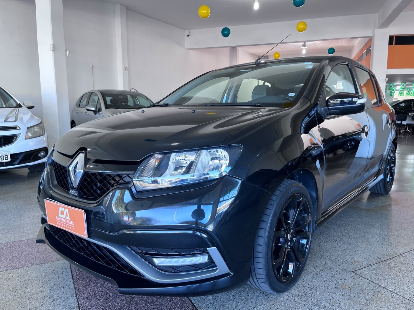 RENAULT SANDERO