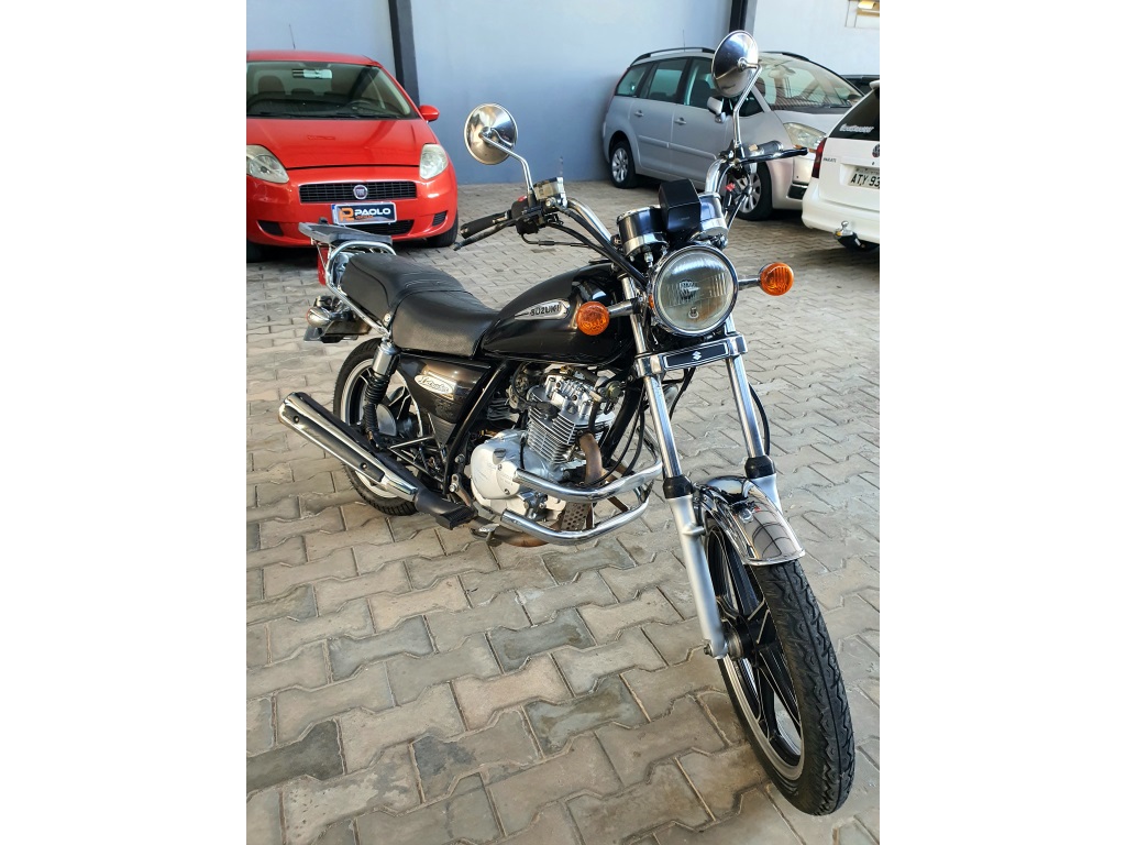 SUZUKI INTRUDER 125