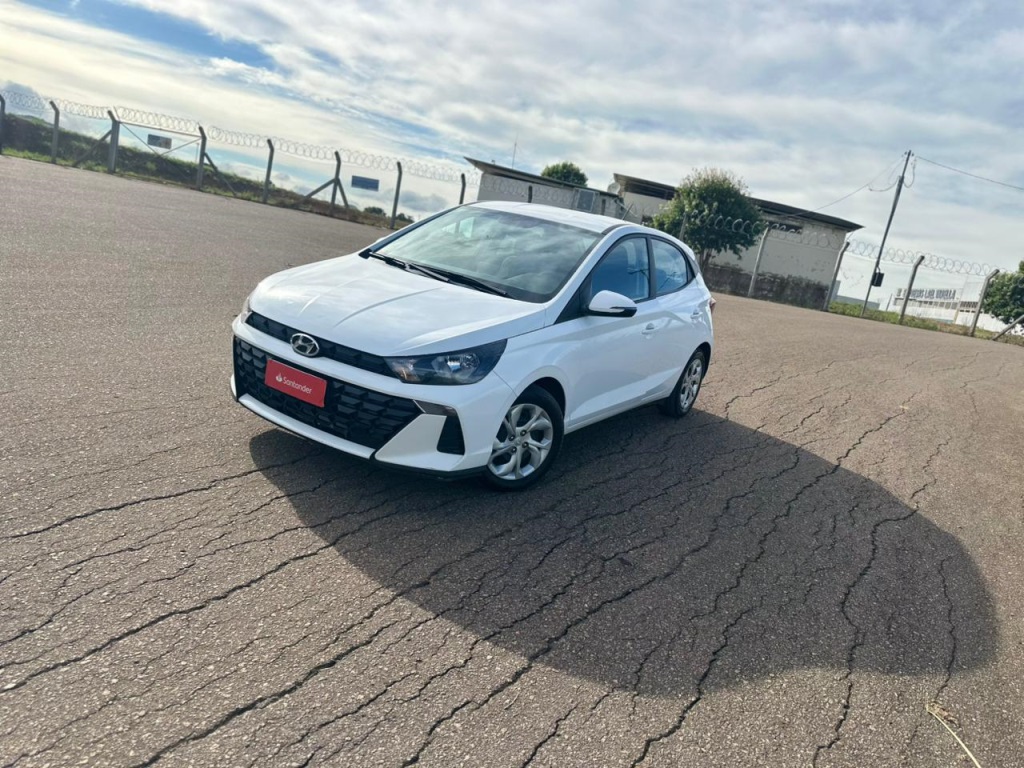 HYUNDAI HB20