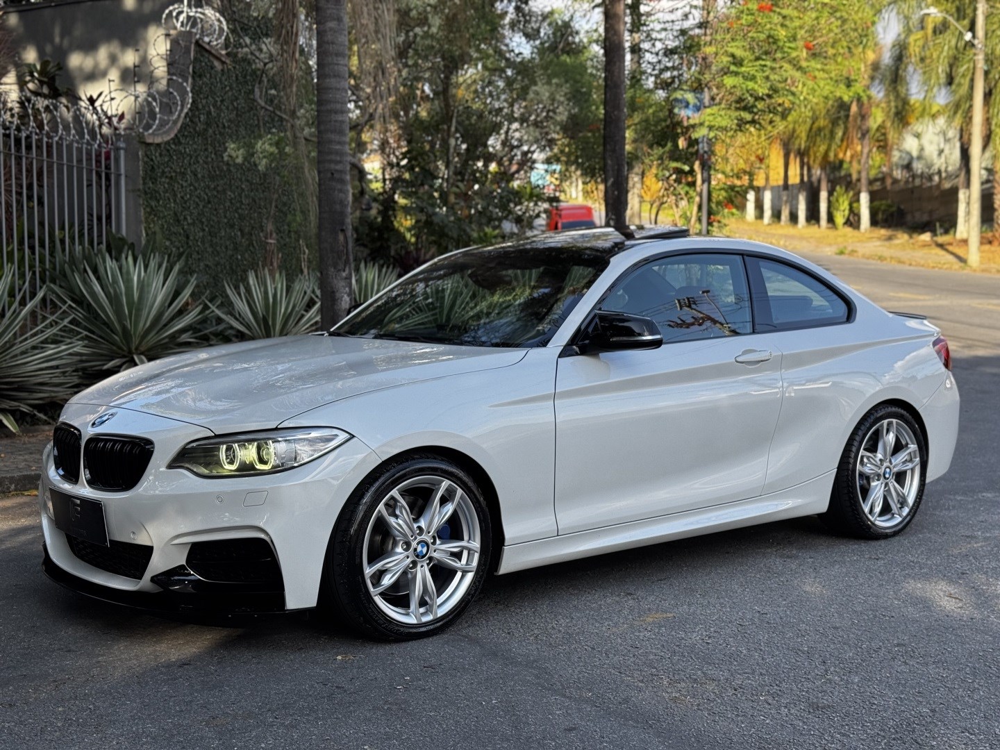 BMW M235i