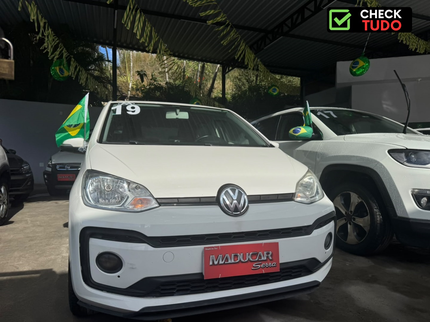 VOLKSWAGEN UP