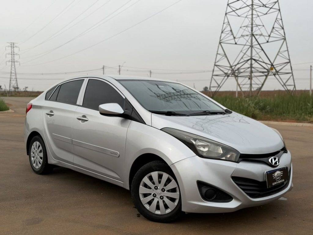 HYUNDAI HB20S