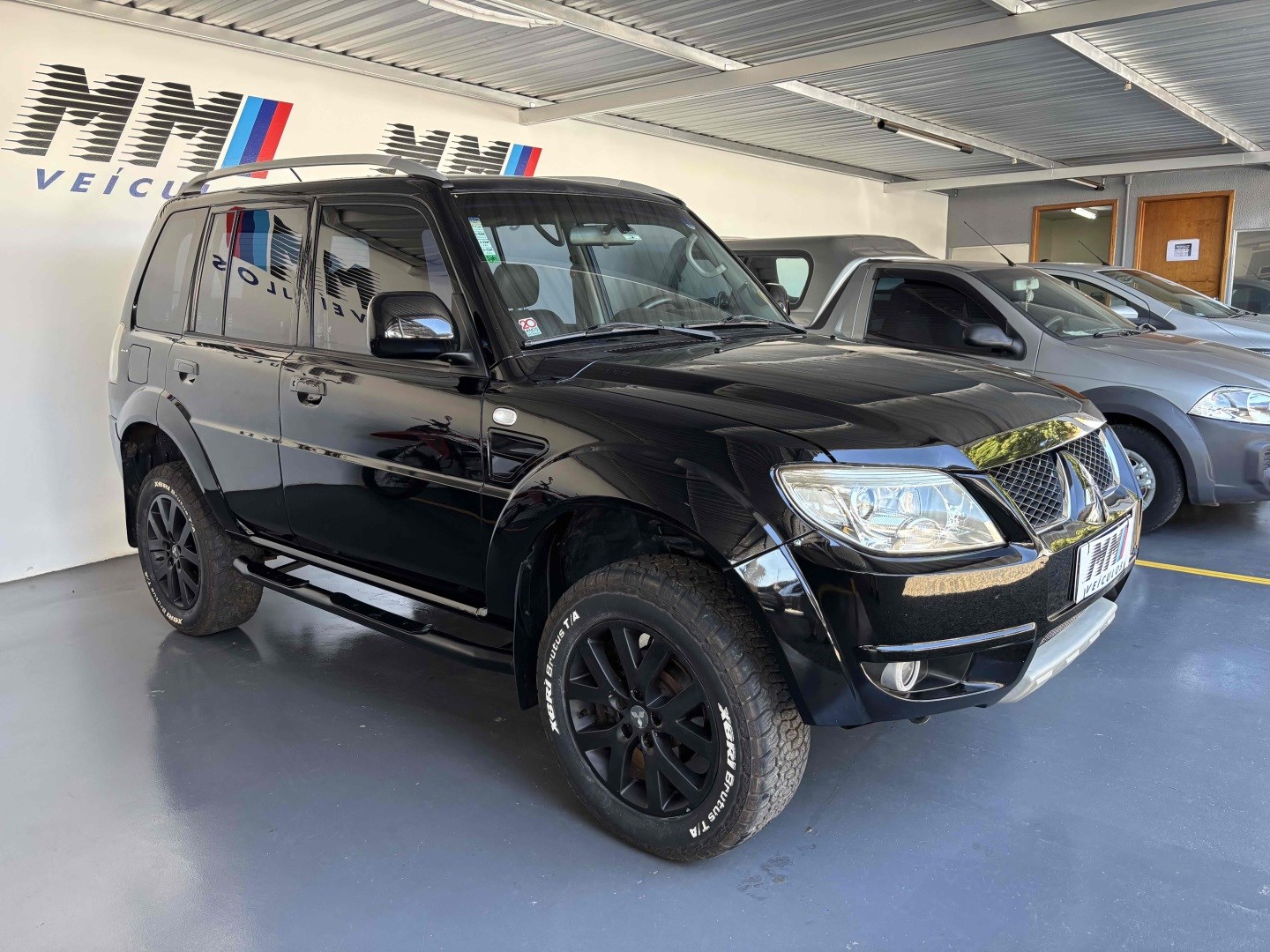 MITSUBISHI PAJERO TR4