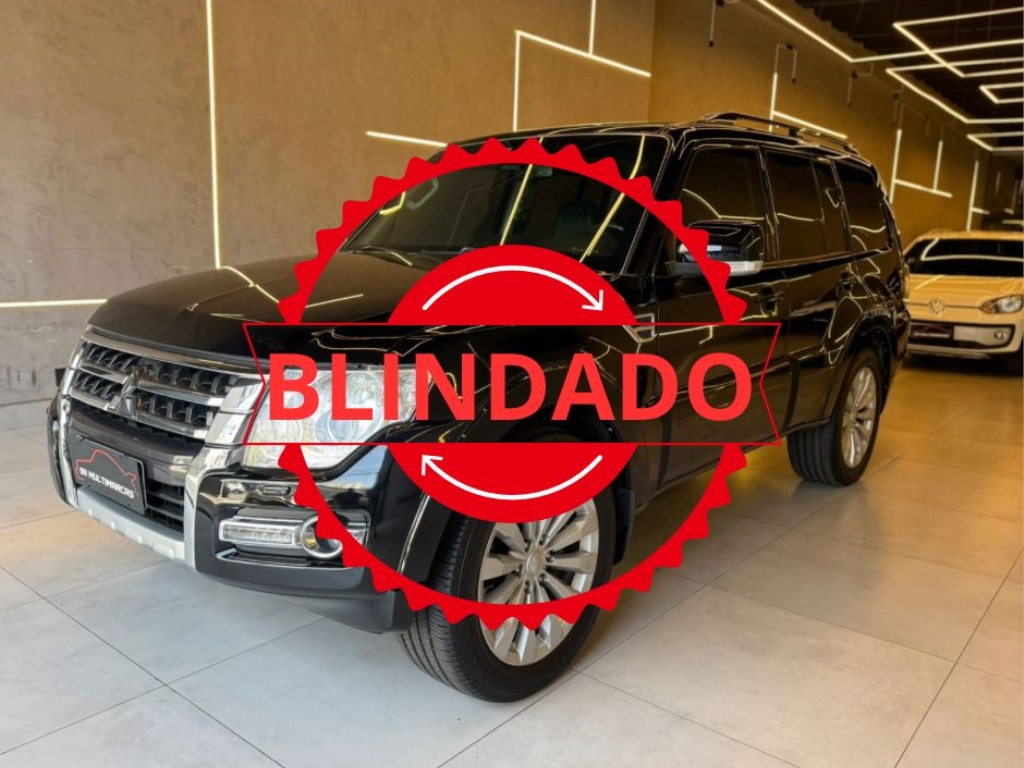 MITSUBISHI PAJERO FULL