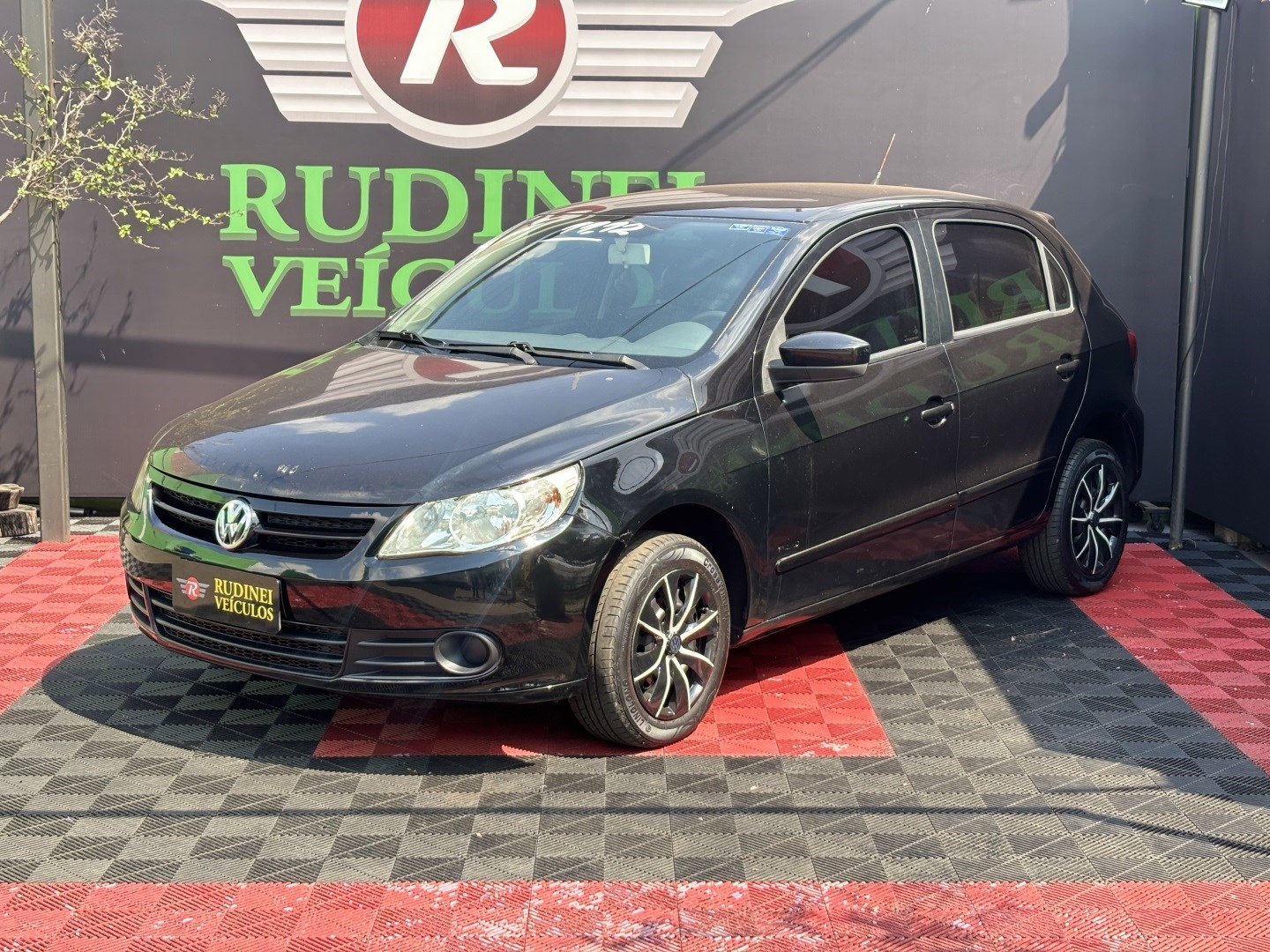 VOLKSWAGEN GOL
