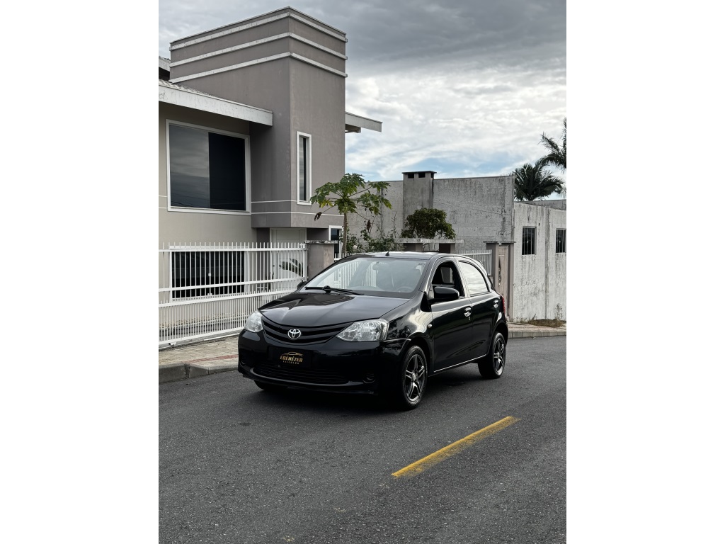 TOYOTA ETIOS