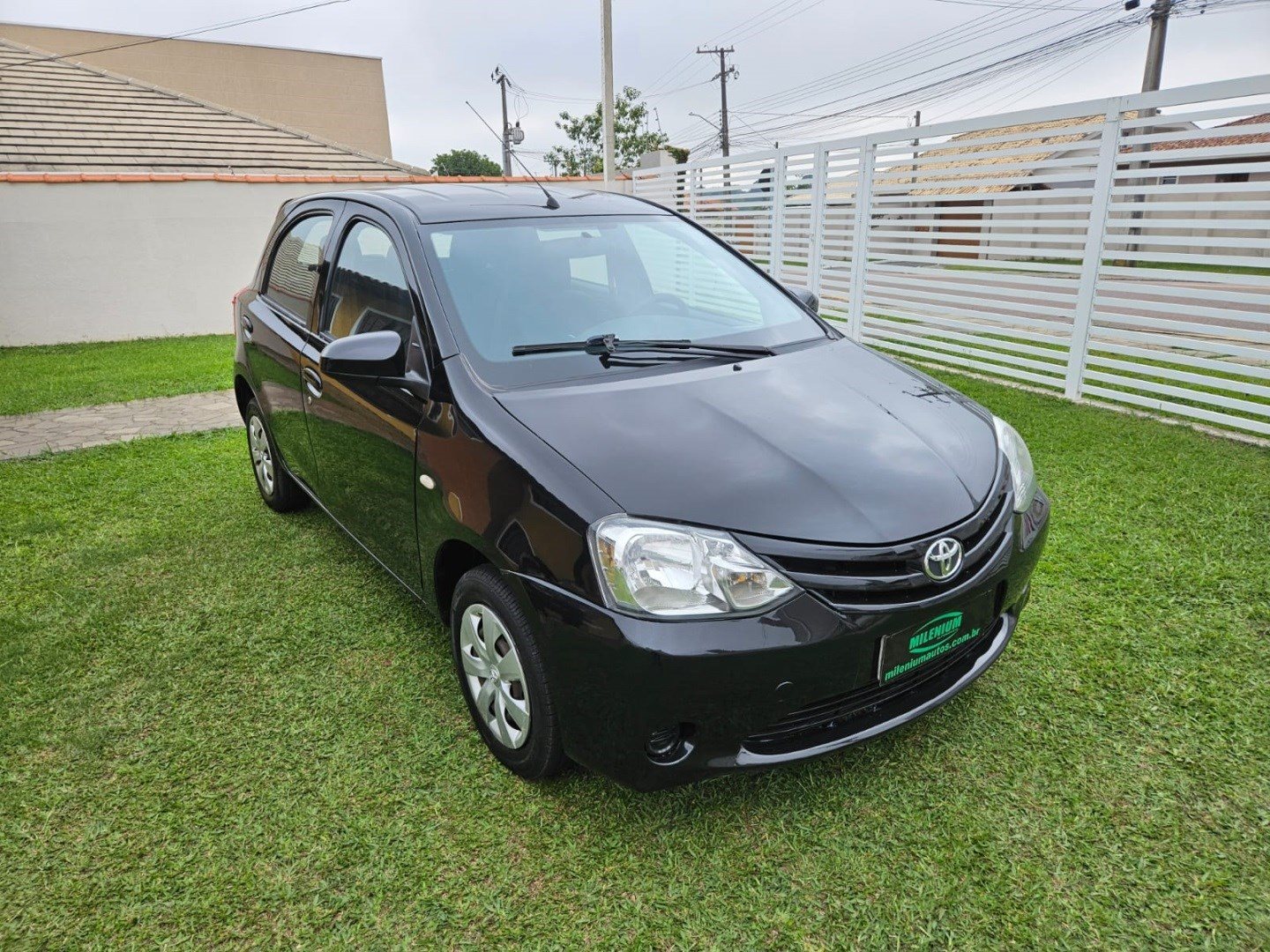 TOYOTA ETIOS
