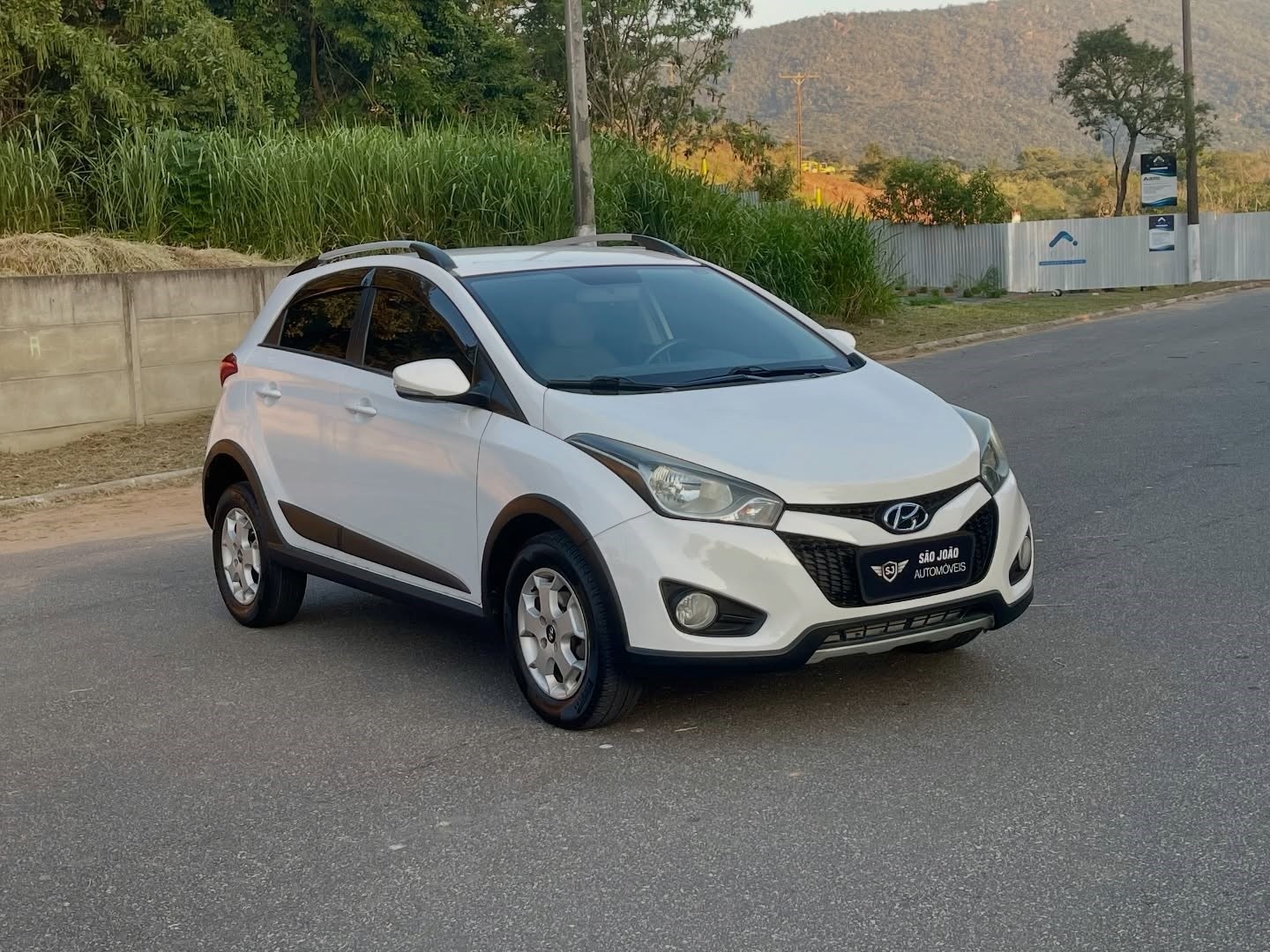 HYUNDAI HB20X