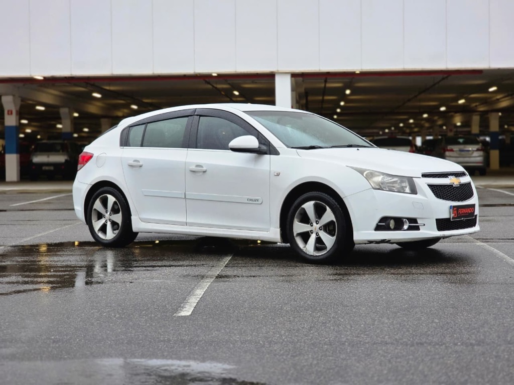 CHEVROLET CRUZE