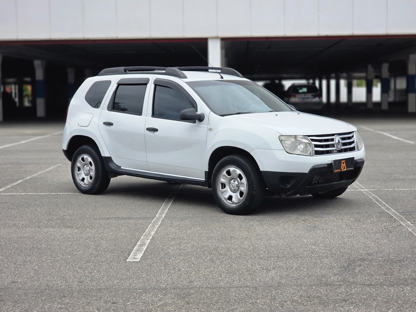 RENAULT DUSTER