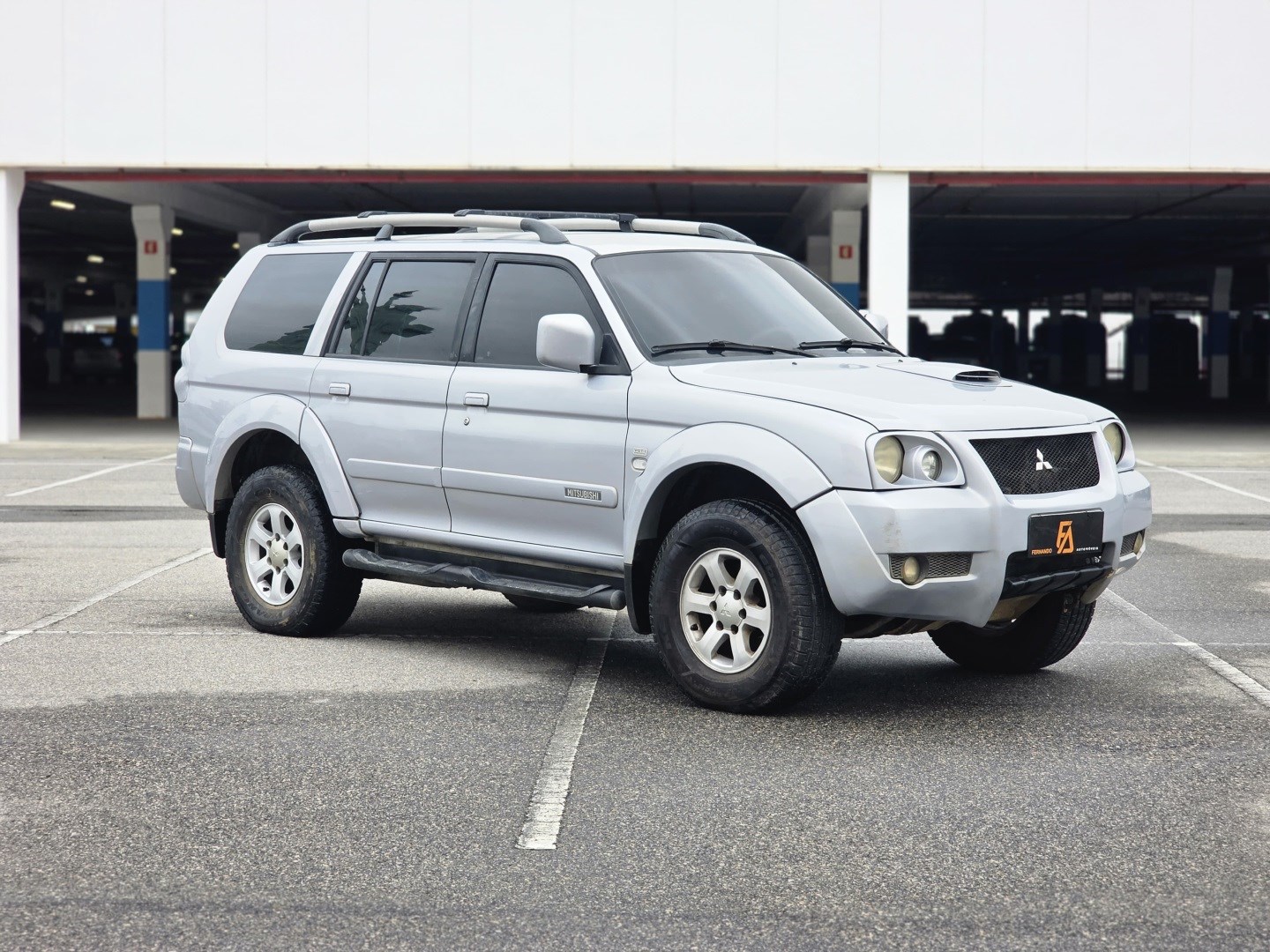 MITSUBISHI PAJERO SPORT