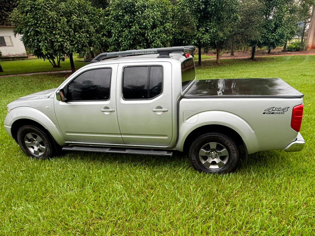 NISSAN FRONTIER
