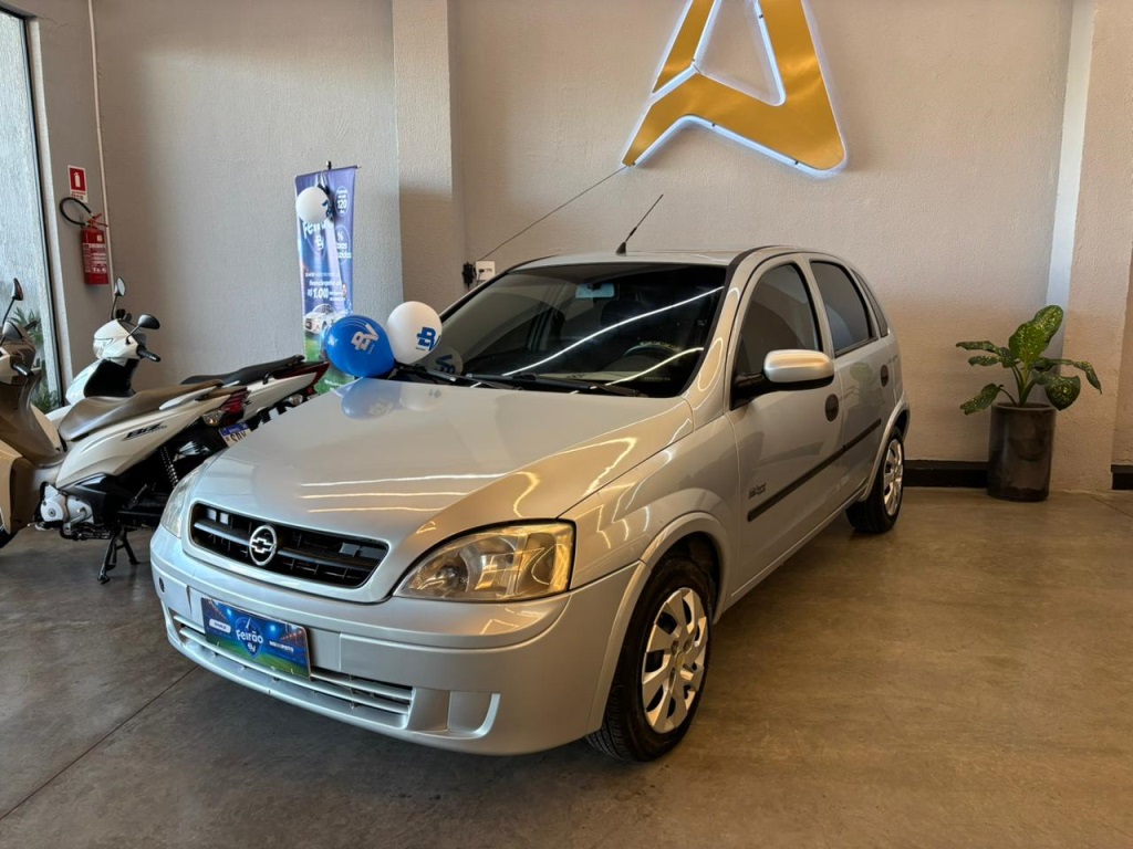 CHEVROLET CORSA