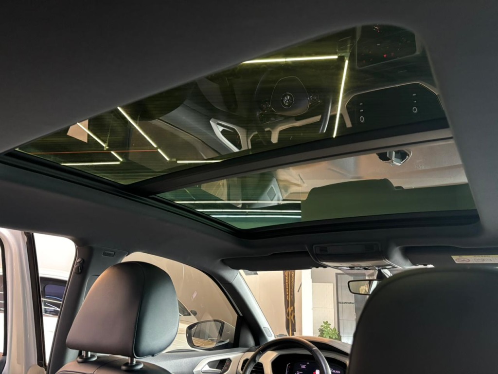 Volkswagen T-Cross 1.4 250 TSI Total Flex Highline Automático - foto 11