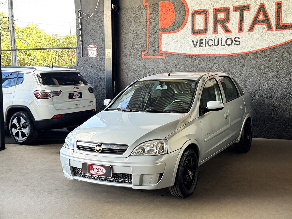 CHEVROLET CORSA
