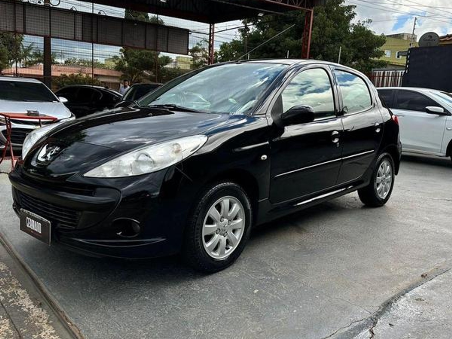 PEUGEOT 207