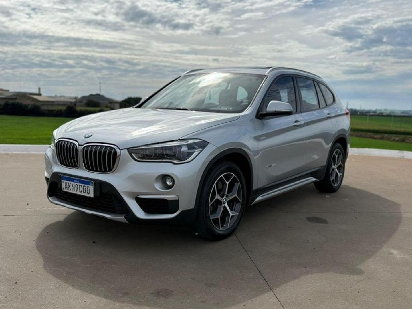 BMW X1