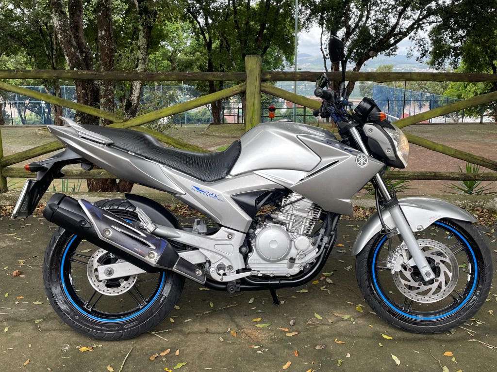 YAMAHA YS 250 FAZER
