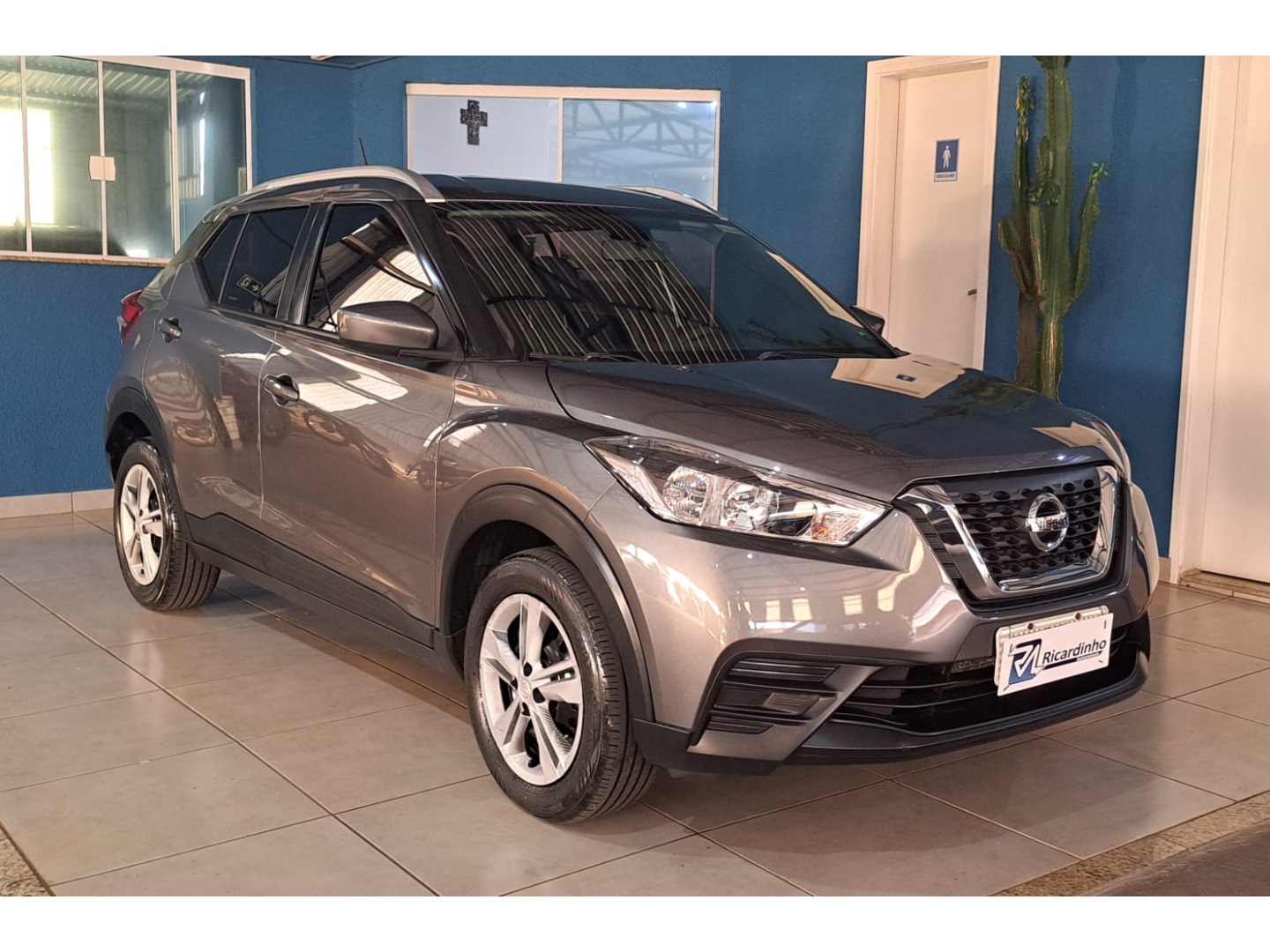 NISSAN KICKS