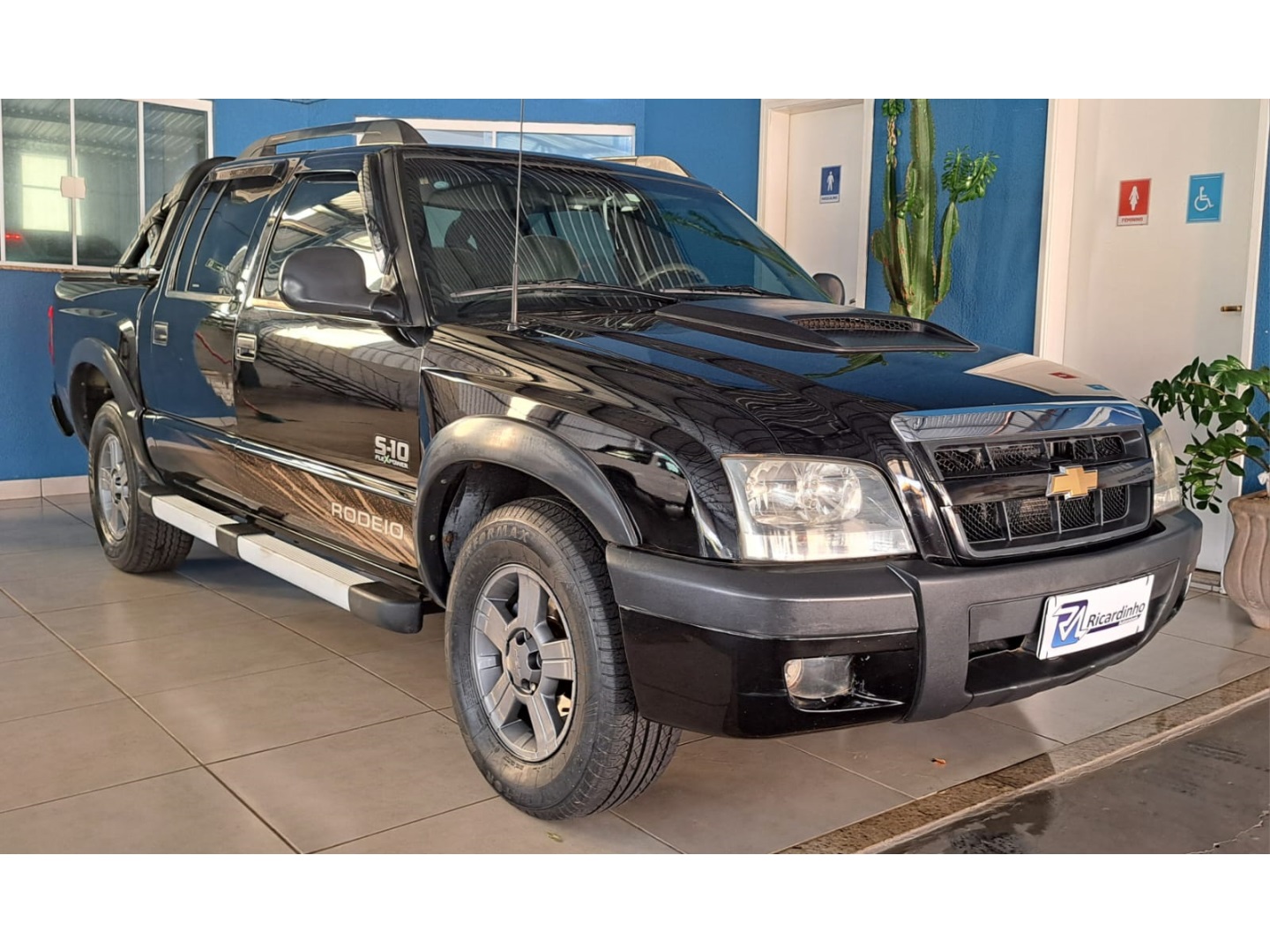 CHEVROLET S10